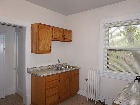 4th image of 1915 1st Ave S APT 10