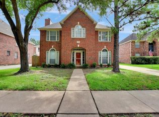 5714 Henniker Dr, Houston, TX 77041