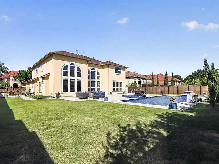 12226 Lazio Ln — Photo 11