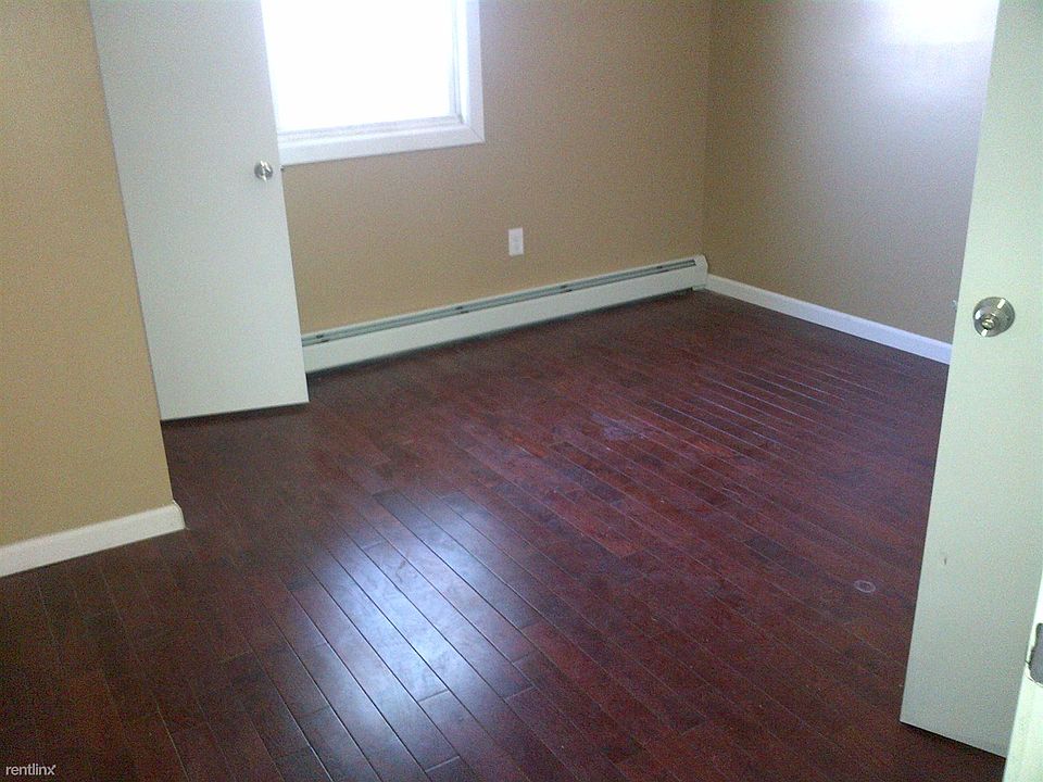 411 River St Apt 1 bedroom