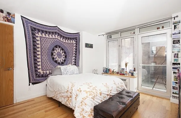 Rented by REAL New York | media 25