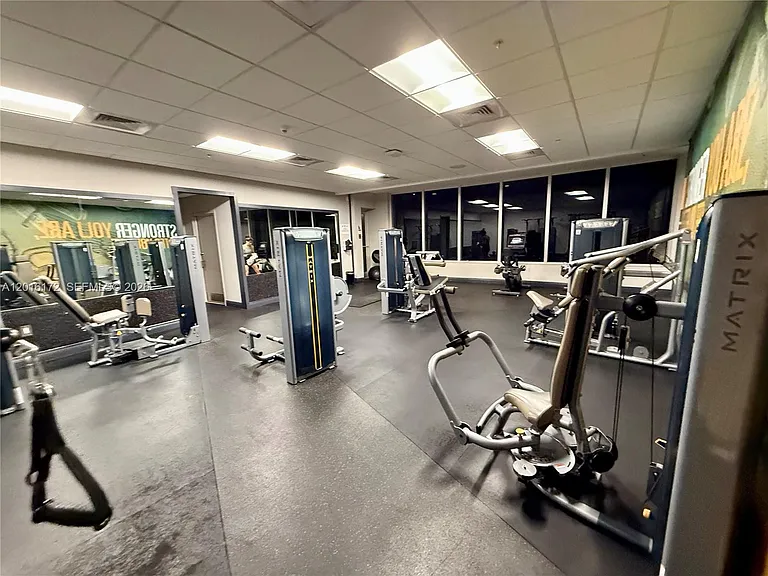 1750 N Bayshore Dr #1218 — Photo 19