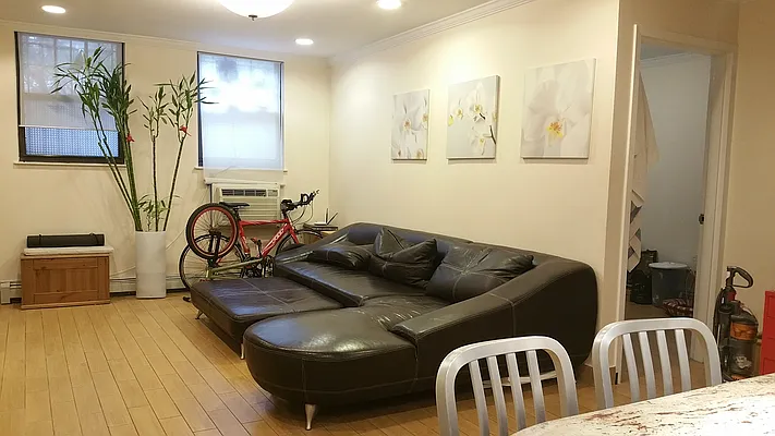 Rented by Winzone Realty Inc | media 29