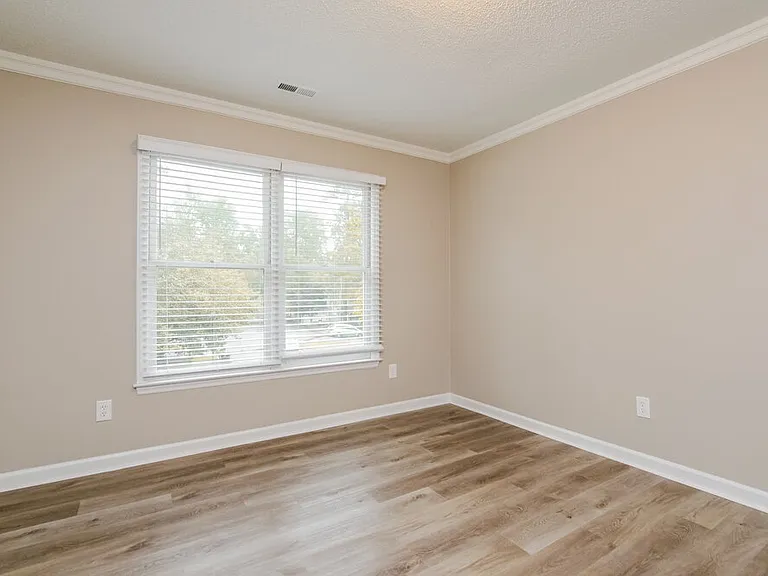 919 Beddingfield Dr — Photo 15