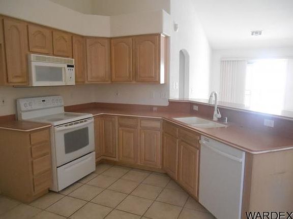 5th image of 2958 La Paloma Dr