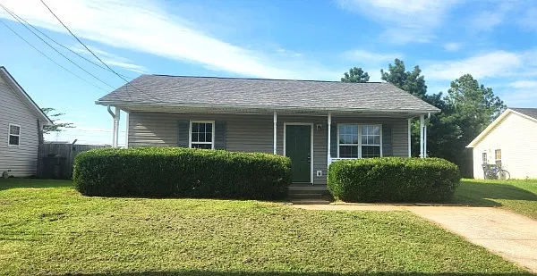 2 bed, 918 sqft, $995 — Photo 1