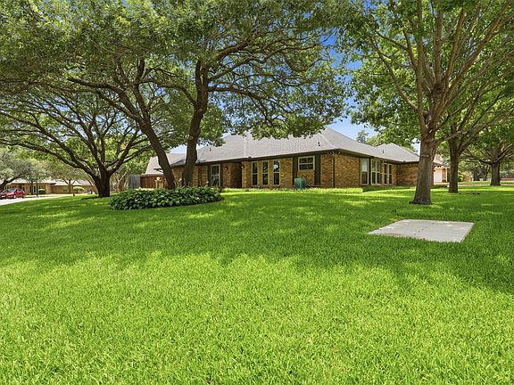 2nd image of 4217 Candlewind Ln