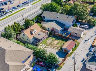 1069 Clement Ave, Kelowna, BC V1Y 7E3