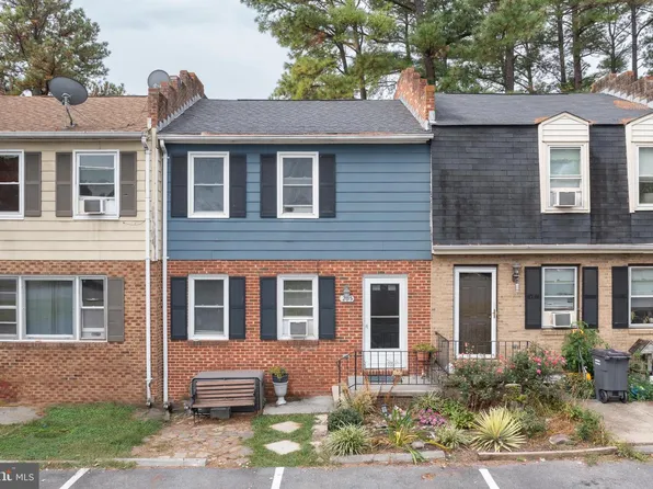 205 Brunswick Rd, Stephens City, VA 22655