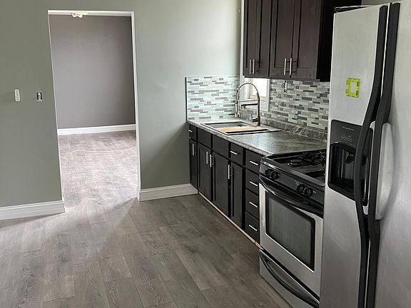 3rd image of 8252 S Buffalo Ave #2
