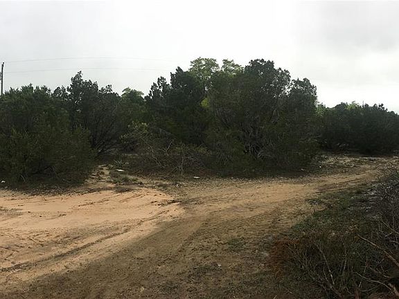 5th image of 2405 Fox Ct