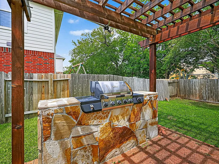 16602 Pademelon Dr — Photo 30
