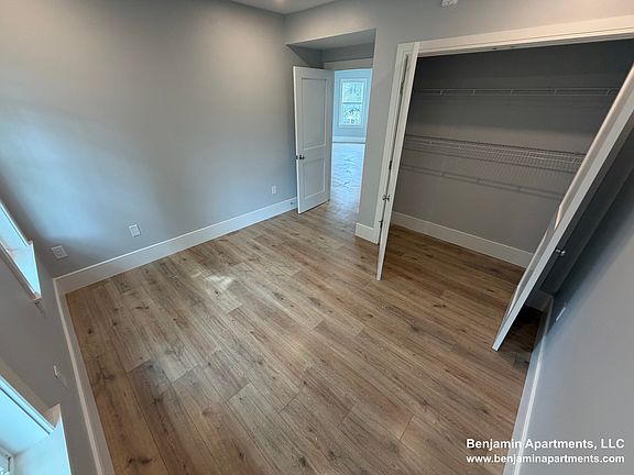 5th image of 9 Holton St #11