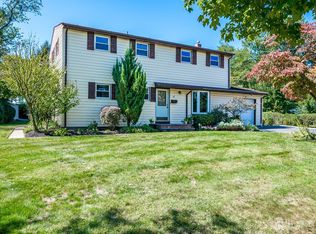 17 Pearl Rd, East Brunswick, NJ 08816