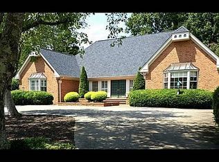 102 Pine Ridge Dr, Easley, SC 29642