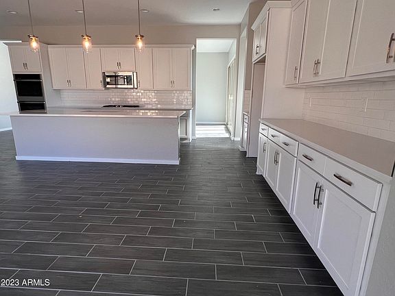 5th image of 17644 W LINCOLN Street