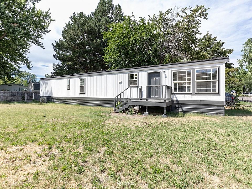 1st image of 400 14th St Lot 17
