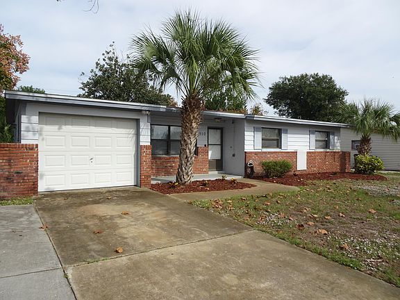 2nd image of 910 Penny Dr