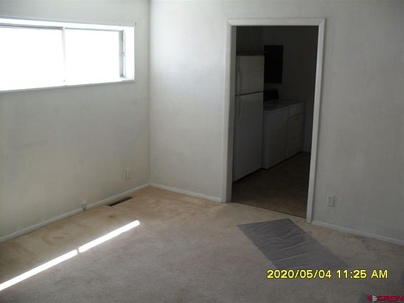 4th image of 713 E 2nd St