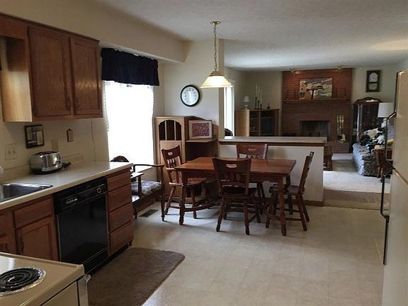 2nd image of 8374 Ashley Hall Ct