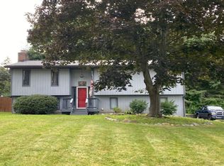 3826 Hile Rd, Stow, OH 44224