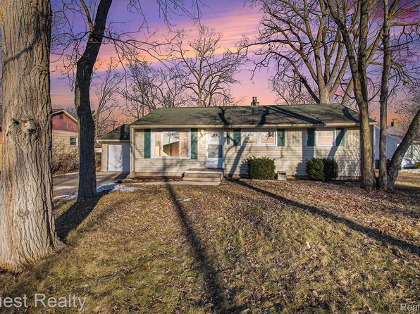 19280 Parkville St, Livonia, MI 48152