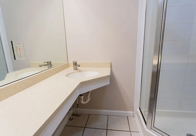 181 N Main St #203 — Photo 9