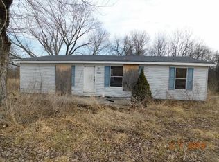 1180 Lawrenceport Main, Mitchell, IN 47446