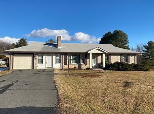 3687 Wards Rd, Altavista, VA 24517