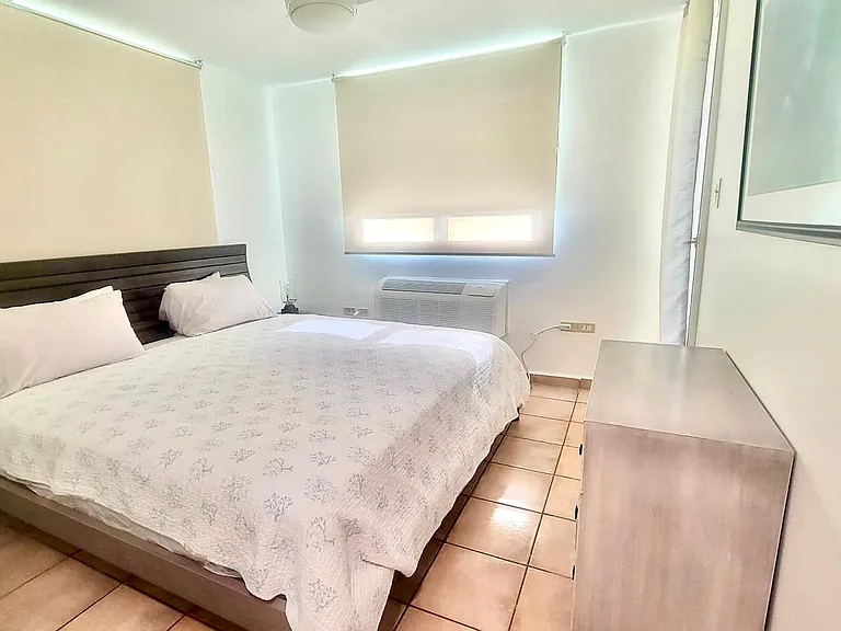 120 Isabela — Photo 7
