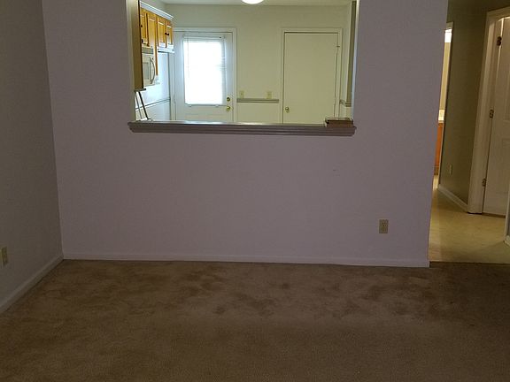 4th image of 12706 Longmead Ave