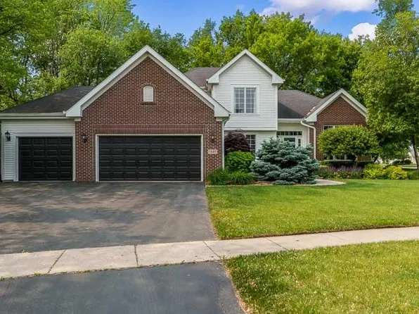7527 Mikes Pl, Cherry Valley, IL 61016