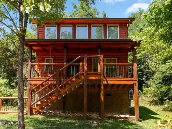 2385 Alpine Village Way, Pigeon Forge, TN 37863
