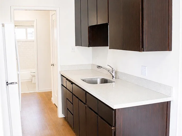 1511 Gough St #306 — Photo 17