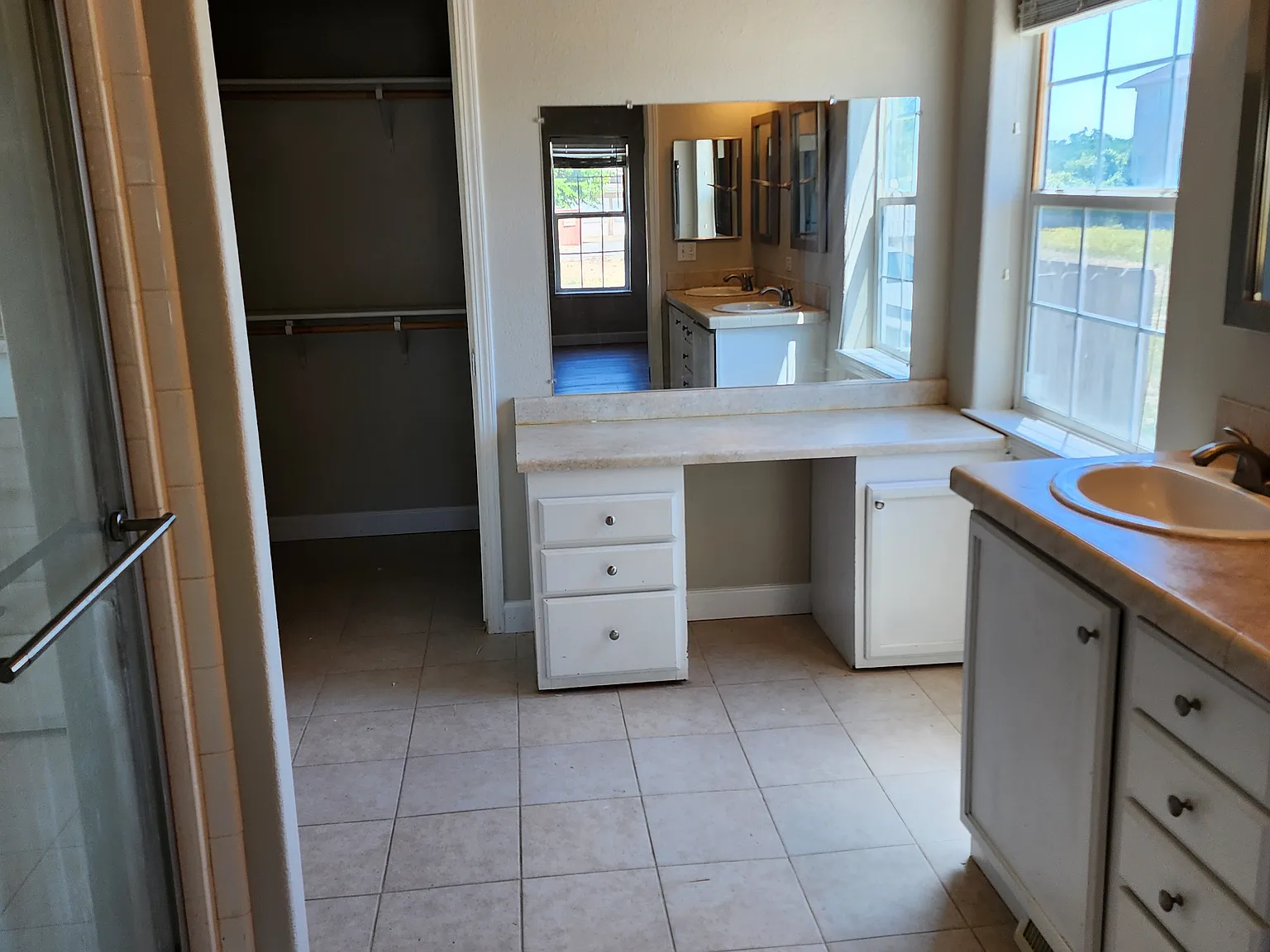 16700 Tretheway Rd — Photo 4