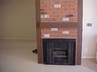 2nd image of 140 Greenbriar Ln