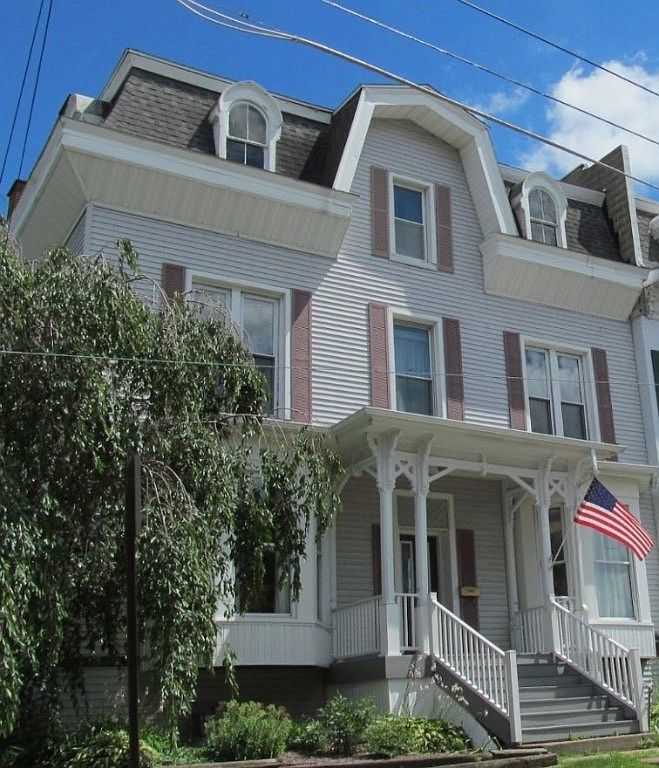 915 Liberty St, Meadville, PA 16335 Zillow