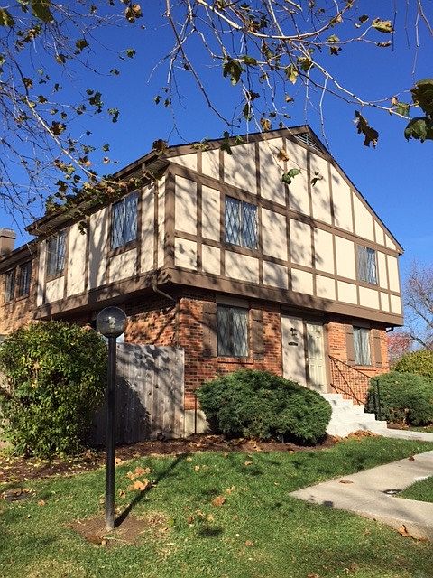 1st image of 7413 Saxony Dr #296