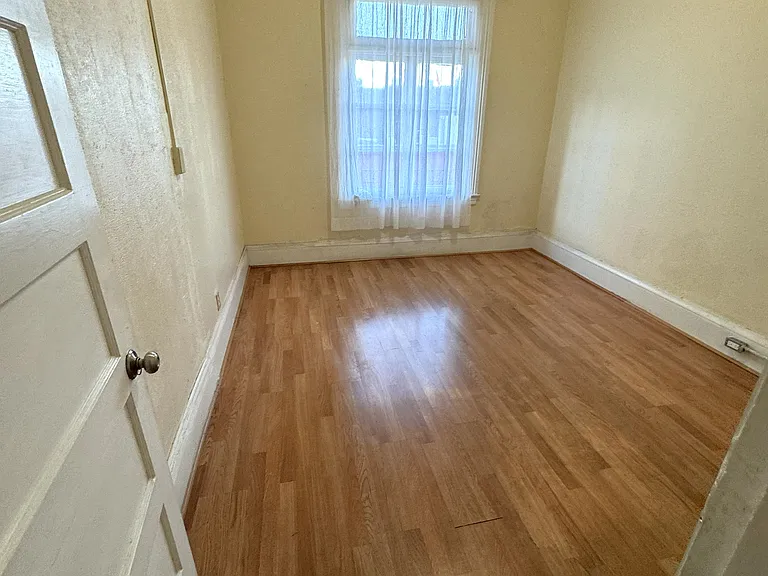 847 Clay St #40 — Photo 4