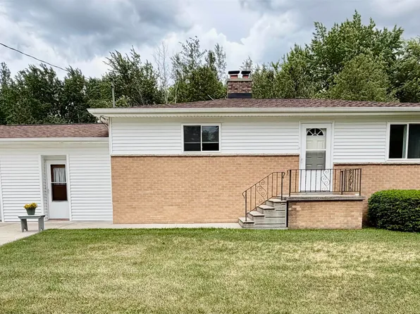 216 E 8th St, Pinconning, MI 48650