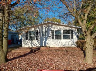 16 Graham Ave, London, OH 43140