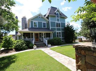 405 Gulf St, Milford, CT 06460