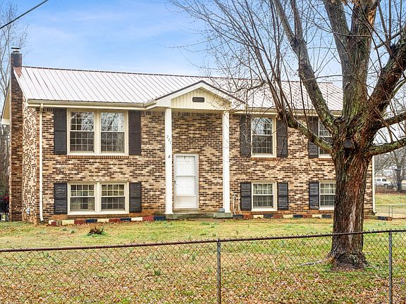 2nd image of 227 Maplewood Dr