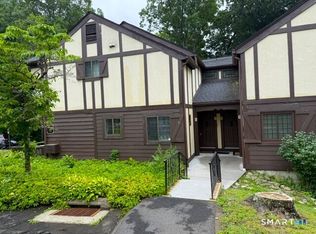 Rollingwood I, Brookfield, CT 06804