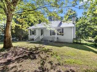 933 N Bluff Cir, Monteagle, TN 37356