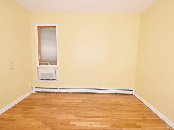 3rd image of 2 Aster Drive