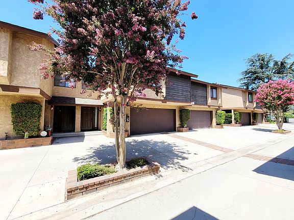 2nd image of 642 W Huntington Dr Unit 4