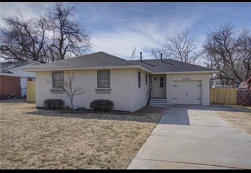 1st image of 2009 Hardy Dr