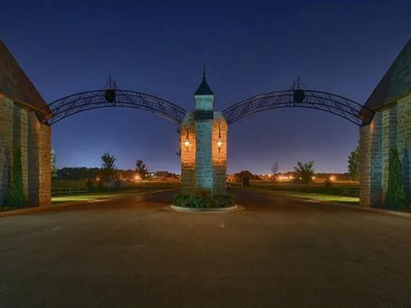 3113 Suncrest Dr, Norman, OK 73072