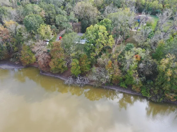 223 County Road 2167b, Cleveland, TX 77327